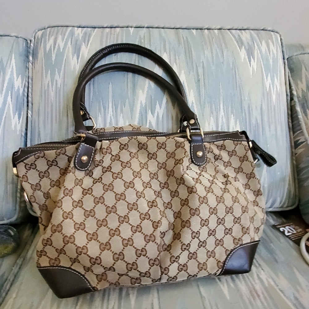 Authentic Gucci Handbag